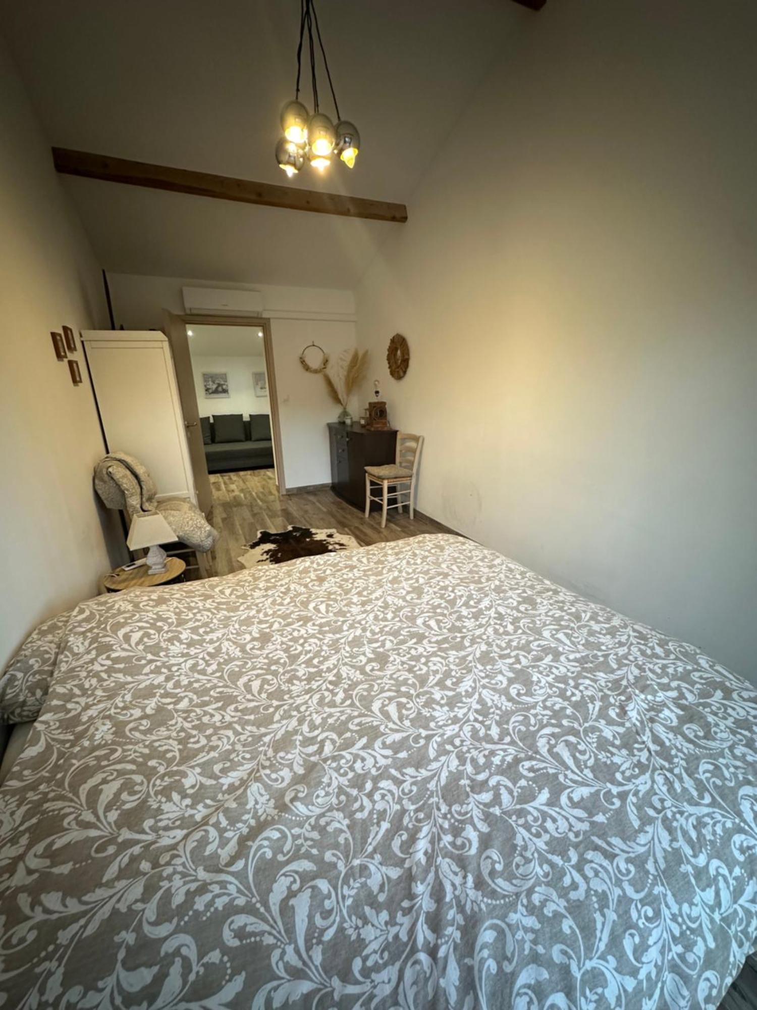 La Maisonnette De Chantecoucou Le Cannet-des-Maures Extérieur photo